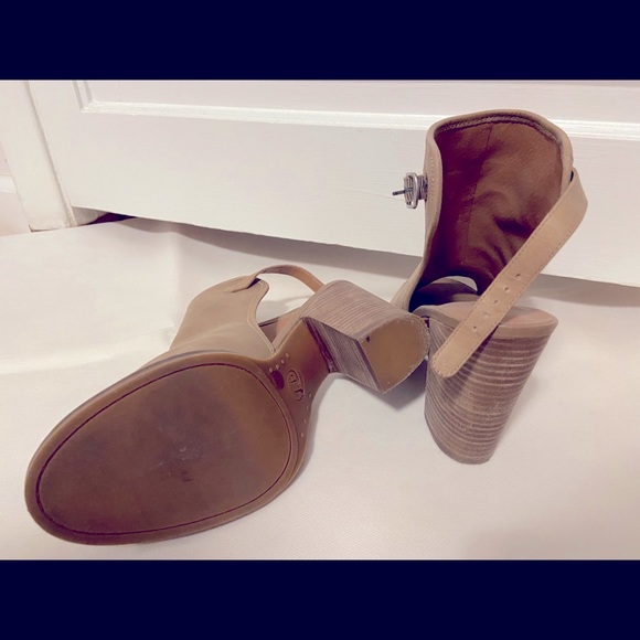 Tan Mules! - Picture 2 of 2